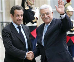Nicolas Sarkozy et Mahmoud Abbas
