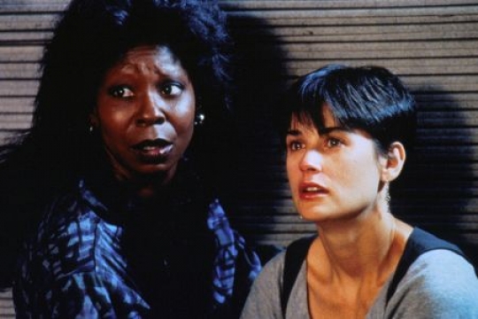 Whoopi Goldberg Demi Moore Paramount Pictures Pr c dent Suivant Ghost Whoopi Goldberg Demi Moore Paramount Pictures Pr c dent Suivant Ghost