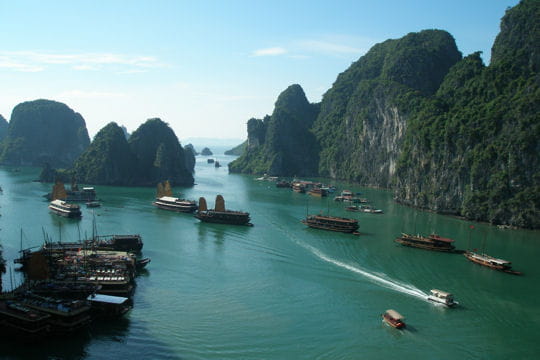 baie d'ha-long au viêtnam