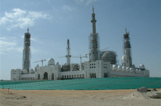 La mosquée Sheikh Zayed à Abu Dhabi, Emirats arabes unis