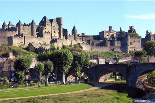 carcassonne-243718.jpg