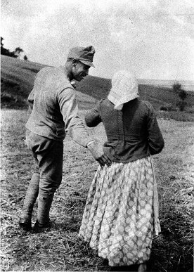 ANDRE KERTESZ " Une manière de toucher raisonnable" Pologne 10 août 1915