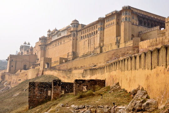 le fort amer surplombant jaïpur