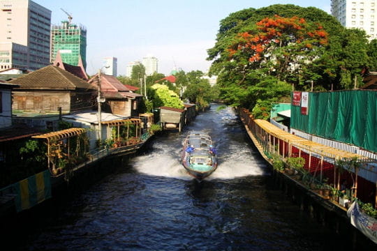 http://www.linternaute.com/voyager/asie/photo/les-100-plus-belles-facettes-de-la-thailande/image/bangkok-venise-l-asie-514420.jpg
