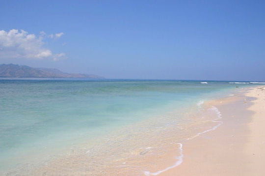 la plage de gili meno, du côté de lombok en indonésie.