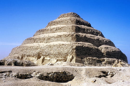 la pyramide à degrés de djoser